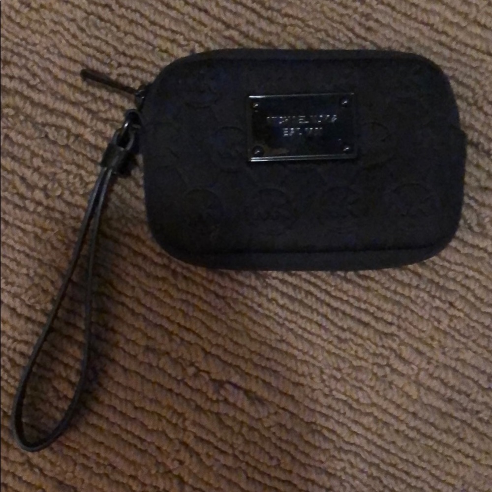 Michael Kors wristlet